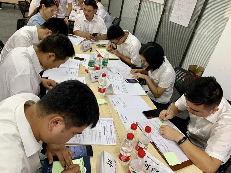 企業(yè)管理培訓(xùn)-湖南中堅(jiān)力量.jpg 企業(yè)管理培訓(xùn)-湖南中堅(jiān)力量.jpg